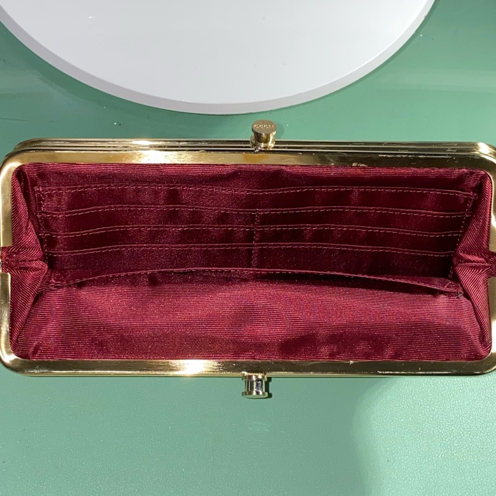 Vintage Brown Snakeskin Clutch with Gold Accents - Picture 7 of 10